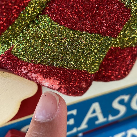 Season’s greetings Christmas stake - Picture 5 of 8